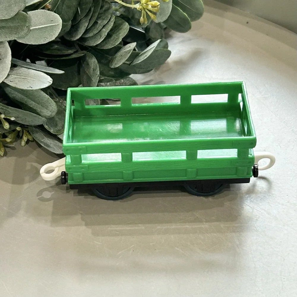 Thomas The Train 2009 Track Master Green Cargo Cart Car‎